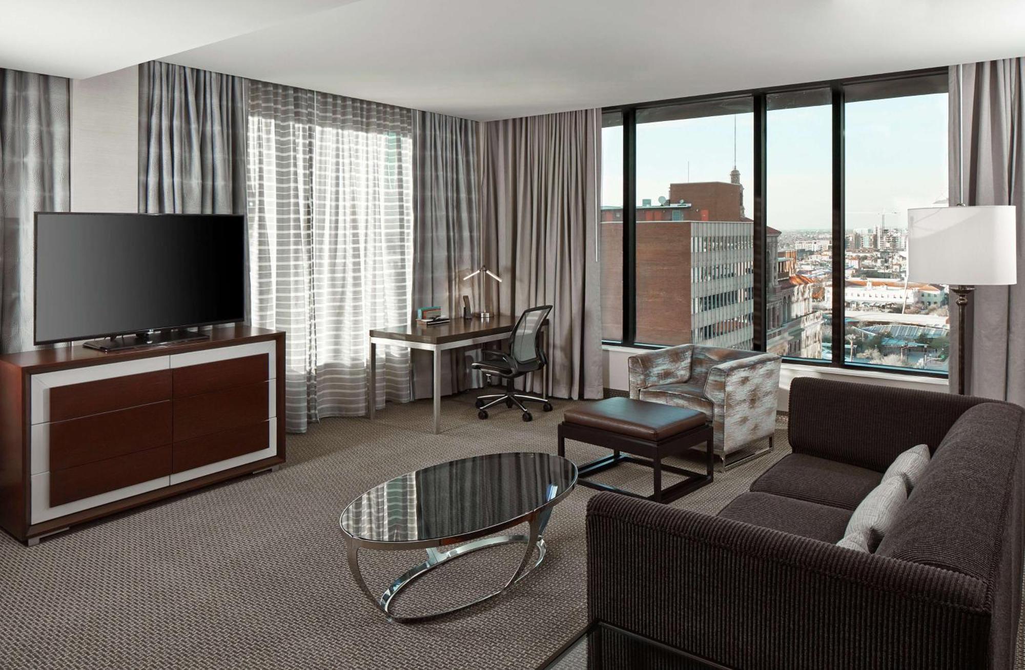 Hilton Garden Inn Phoenix Downtown Eksteriør billede